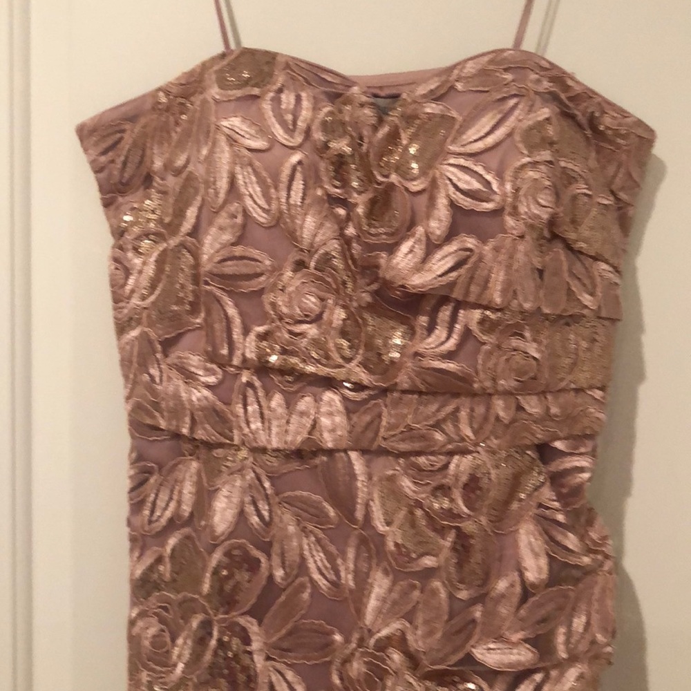 Belle Badgley Mischka - Picture 2 of 7